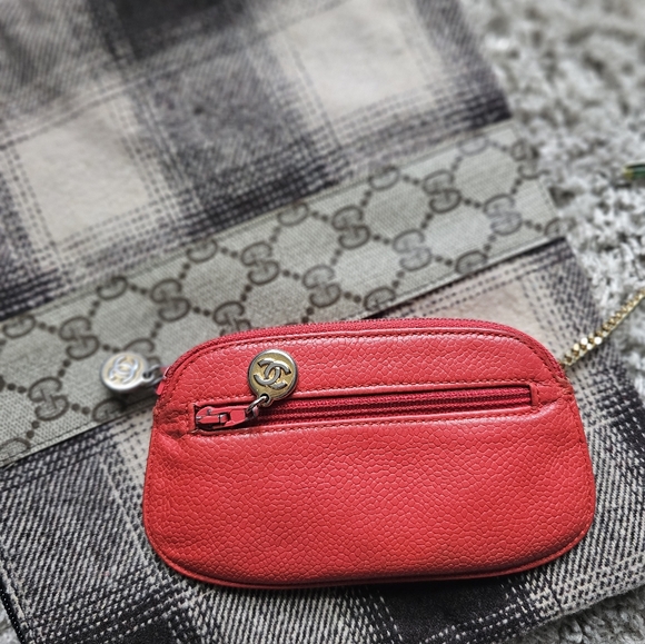 Chanel Key Pouch 24K Plated - Picture 13 of 13